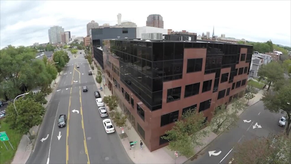 1 Audubon St, New Haven, CT en alquiler - Vídeo de anuncio comercial - Imagen 2 de 8