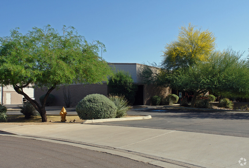 15875 N Greenway-Hayden Loop, Scottsdale, AZ en alquiler - Foto del edificio - Imagen 1 de 1