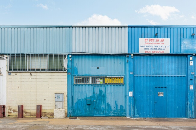 Más detalles de Calle Senda Galiana, 6, Coslada - Nave en venta