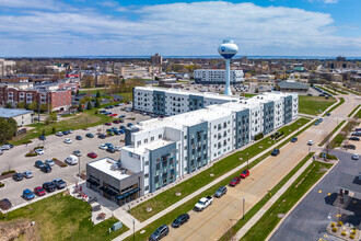 482 Marion Rd, Oshkosh, WI - VISTA AÉREA  vista de mapa