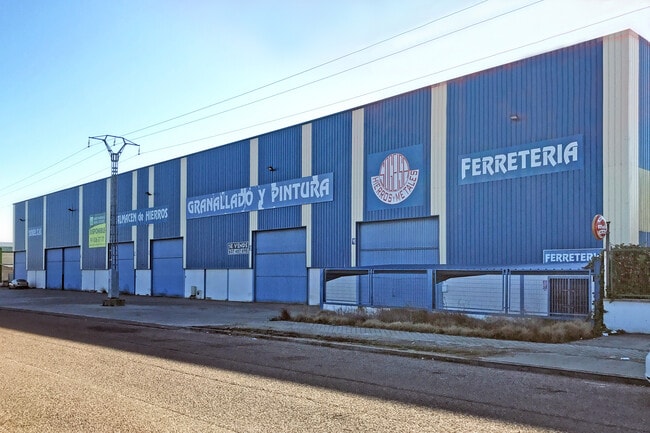 Más detalles de Calle La Cerámica, 234, Talavera de la Reina - Nave en venta