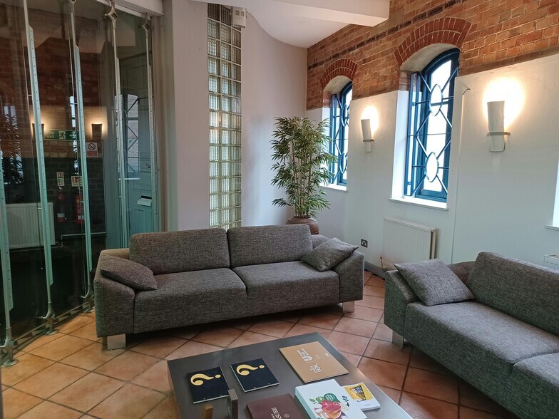 22 Russell St, Windsor en alquiler - Foto del edificio - Imagen 2 de 10