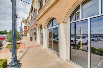 3100-3272 S Broadway, Edmond, OK en alquiler Foto del edificio- Imagen 1 de 2