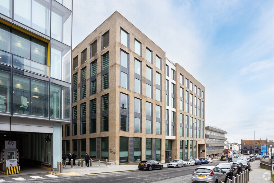 1, 2 & 3 Neptune Sq, Brighton en alquiler - Foto principal - Imagen 1 de 3