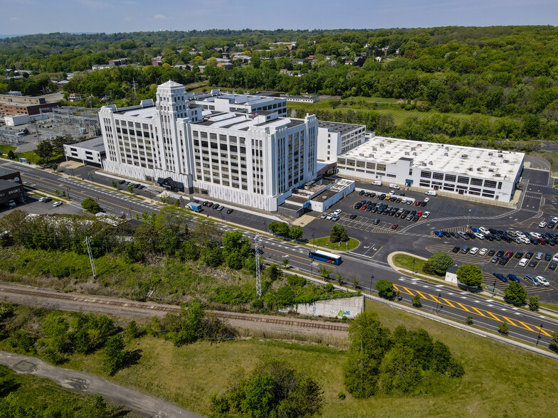 150 Broadway, Menands, NY en alquiler - Foto del edificio - Imagen 3 de 19