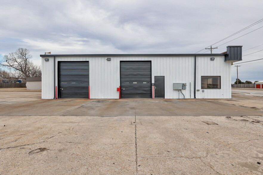 1809 S Eastern Ave, Moore, OK en venta - Foto del edificio - Imagen 3 de 32