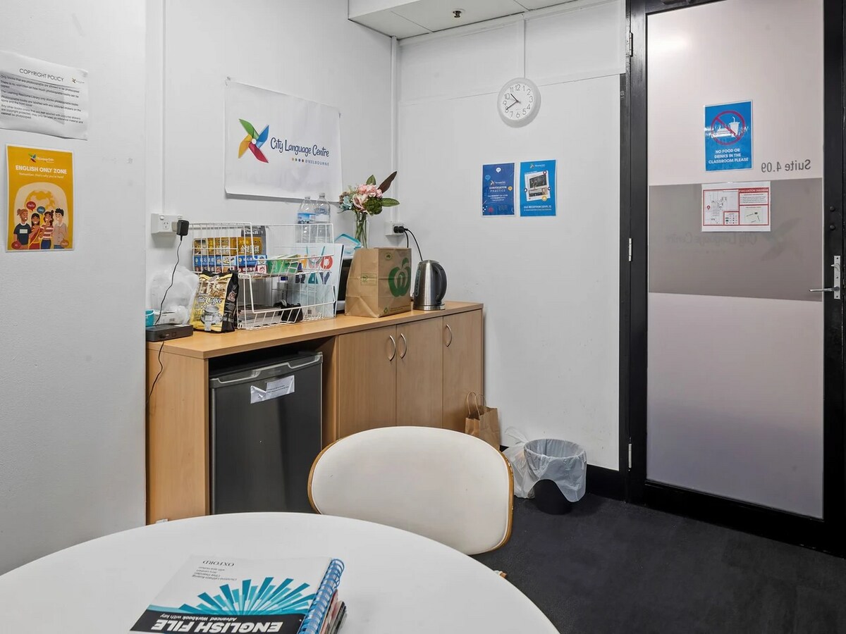 343 Little Collins St, Melbourne, VIC 3000 - Unidad 409 -  - Foto del interior - Image 2 of 7