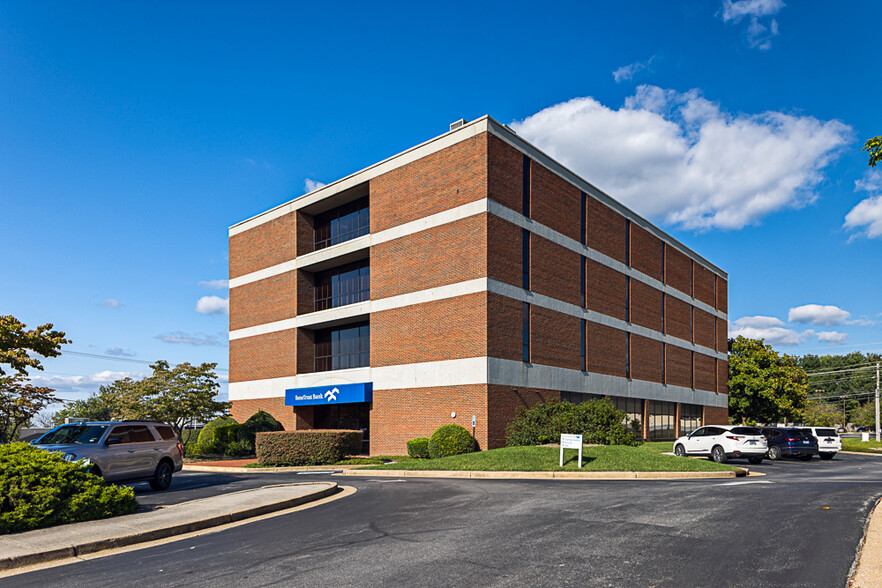 1907 N Roan St, Johnson City, TN en alquiler - Foto del edificio - Imagen 1 de 2