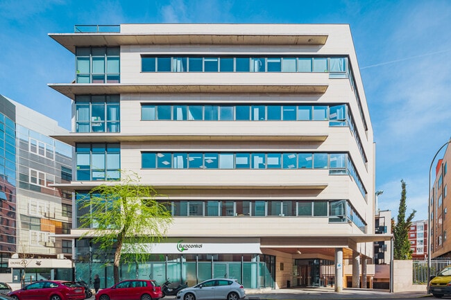 Más detalles de Calle de Cronos, 20, Madrid - Oficina en venta