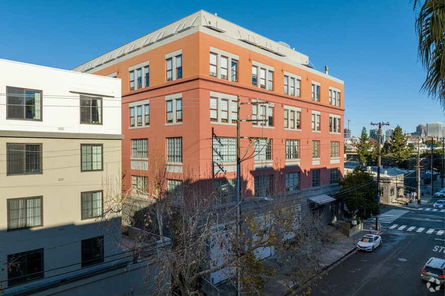 201 4th St, Oakland, CA en alquiler - Foto del edificio - Imagen 2 de 12