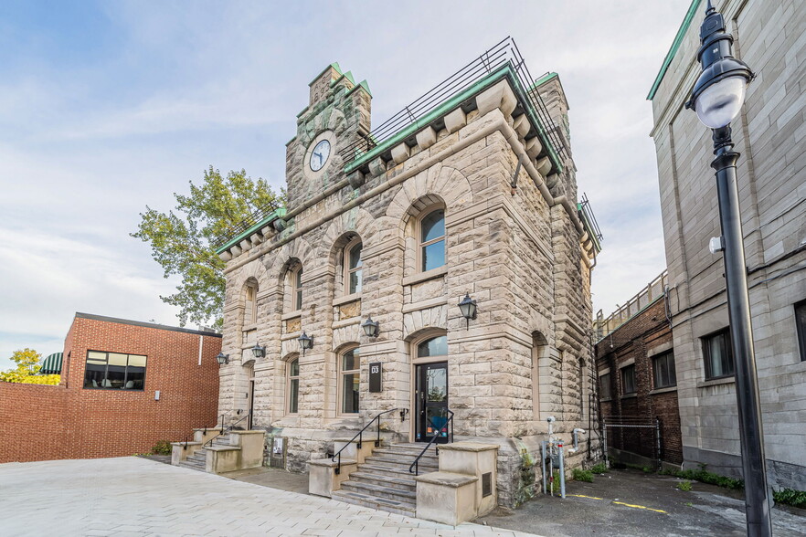 538-540 Pl Saint-Henri, Montréal, QC en alquiler - Foto del edificio - Imagen 2 de 9