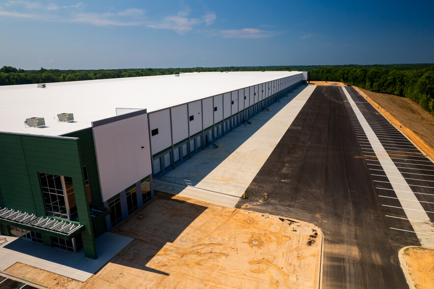 Hunter Industrial Park, Laurens, SC en alquiler - Foto del edificio - Imagen 2 de 7