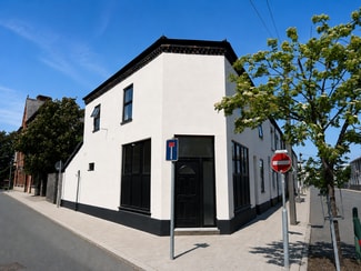 Más detalles de 16 Vine St, Widnes - Local en alquiler