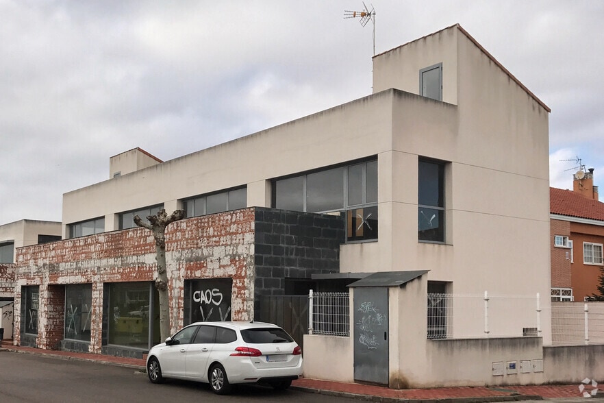 Calle de Soria, 1, Torrejón del Rey, Guadalajara en venta - Foto principal - Imagen 1 de 2