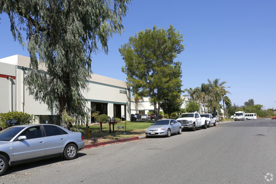 26685 Madison Ave, Murrieta, CA en alquiler - Foto del edificio - Imagen 3 de 4