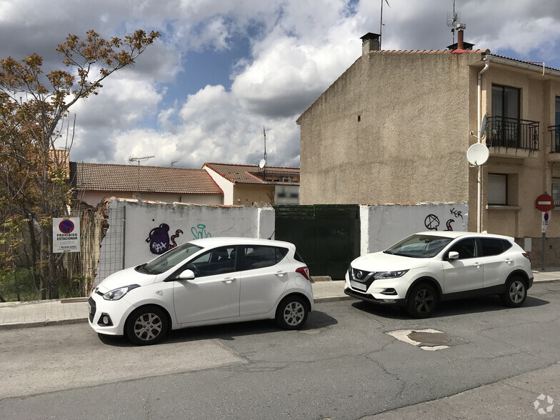 Calle la Paz, 40, Valdemorillo, Madrid en venta - Foto del edificio - Imagen 2 de 2