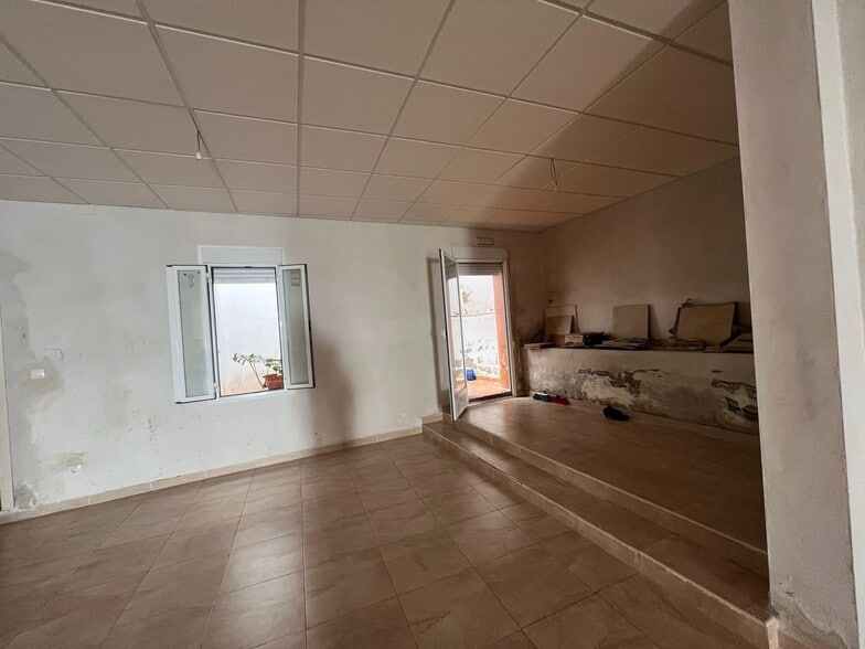 Local en Cáceres, Cáceres en alquiler - Foto del interior - Imagen 3 de 7