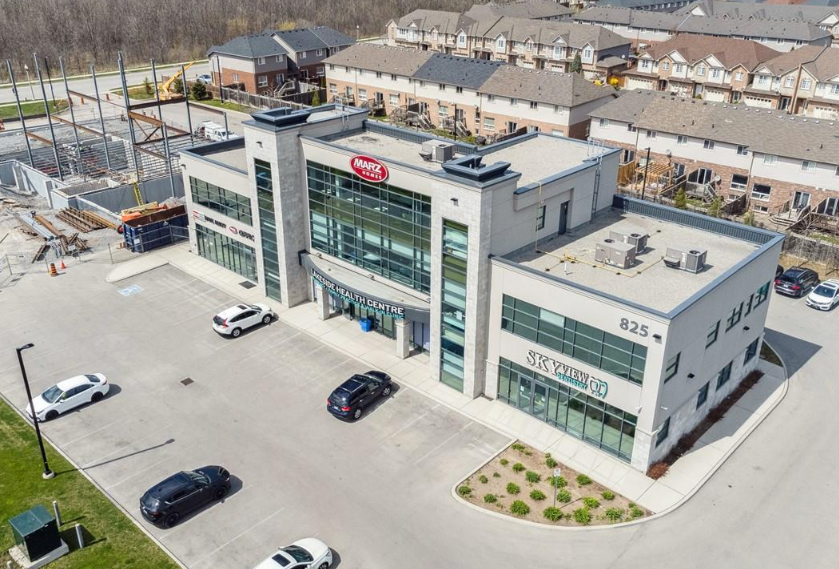 821 N Service Rd, Hamilton, ON en alquiler - Foto del edificio - Imagen 1 de 11