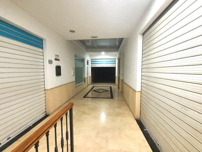Local en Berja en venta - Foto del edificio - Imagen 3 de 18