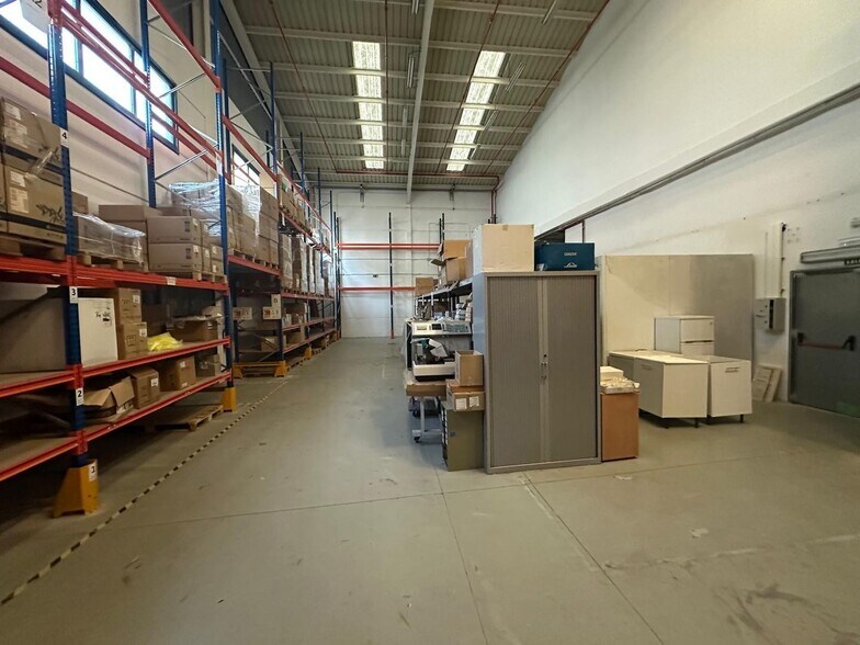 Nave en Móstoles, Madrid en venta - Foto del interior - Imagen 2 de 14