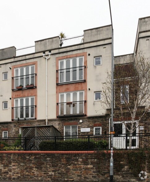1-37 Station Rd, Bristol en venta - Foto del edificio - Imagen 3 de 9