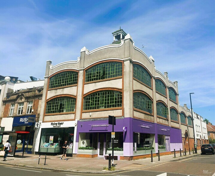 376 - 384 Chiswick High Road cartera de 3 inmuebles en venta en LoopNet.es - Foto principal - Imagen 1 de 3