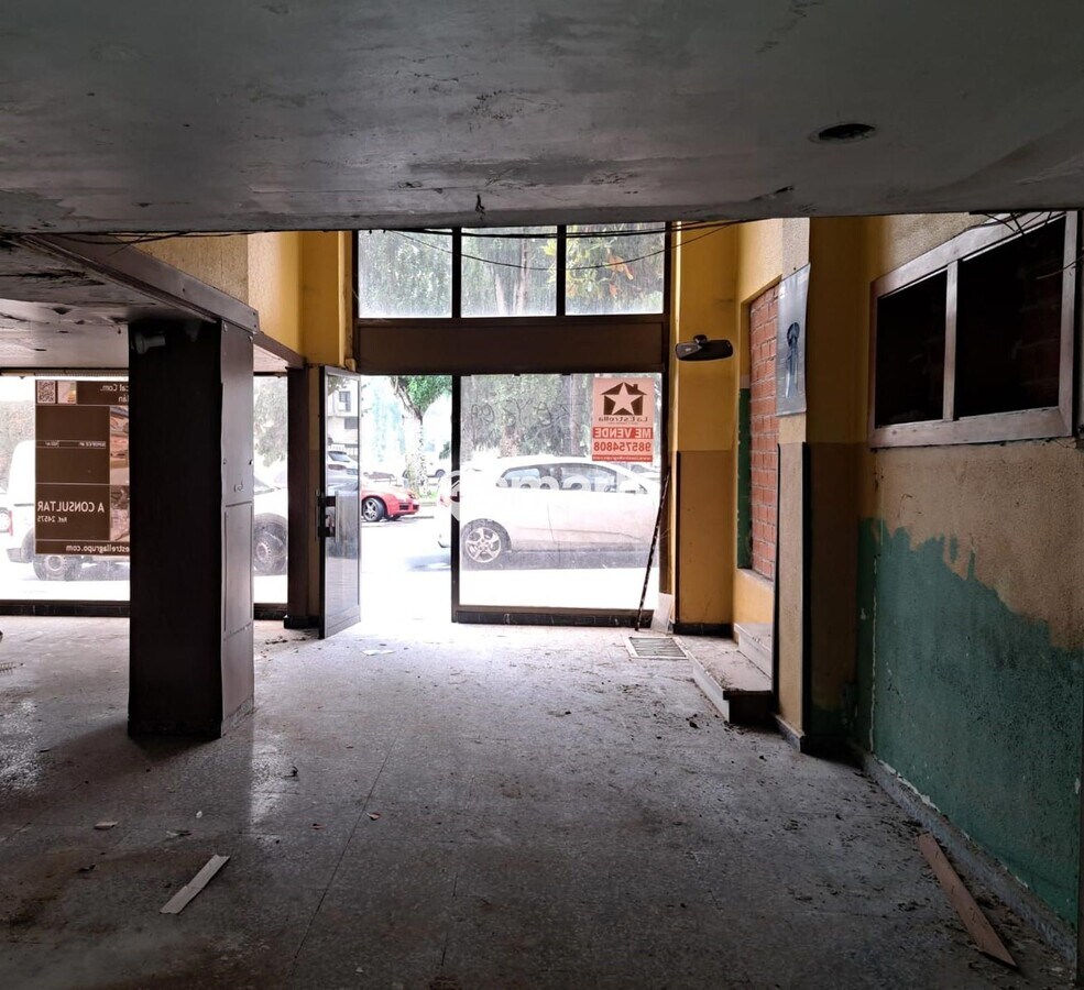 Oviedo, AST 33011 -  -  - Foto del interior - Image 2 of 7