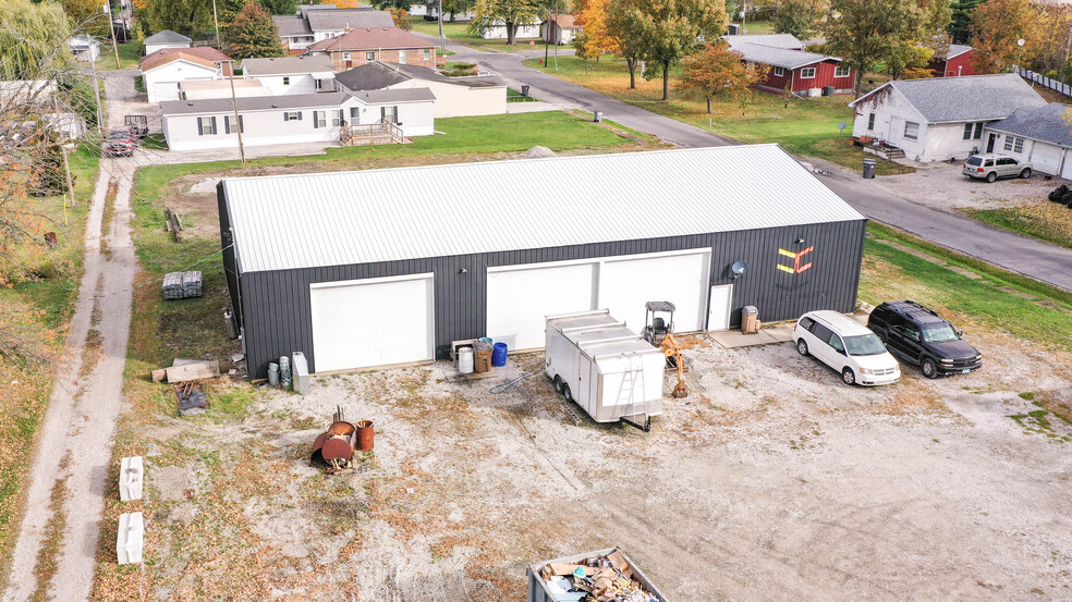 200 Mounts st, Carlinville, IL en venta - Vista aérea - Imagen 1 de 37