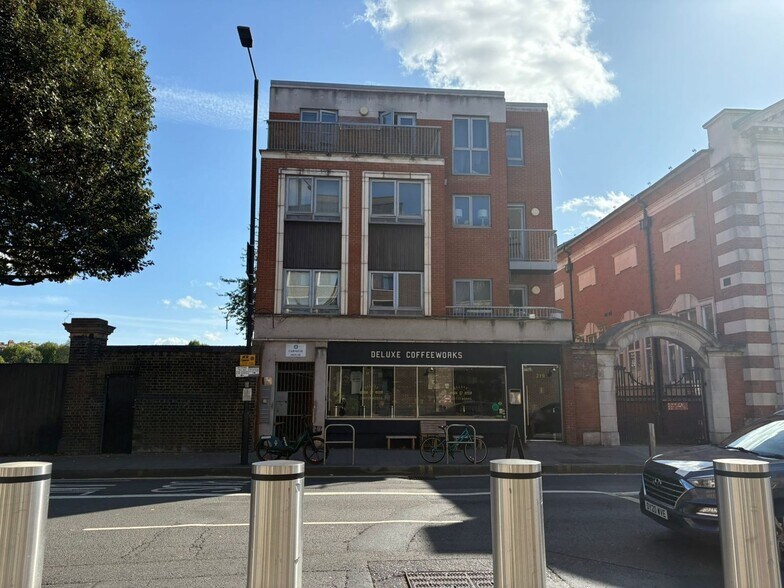 219 Shepherds Bush Rd, London en venta - Foto del interior - Imagen 3 de 9