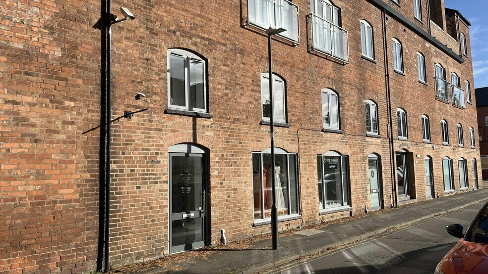 Wharf St, Warwick en alquiler - Foto del edificio - Imagen 2 de 17