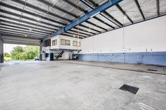 220 Beverley St, Morningside en alquiler Foto del interior- Imagen 2 de 14