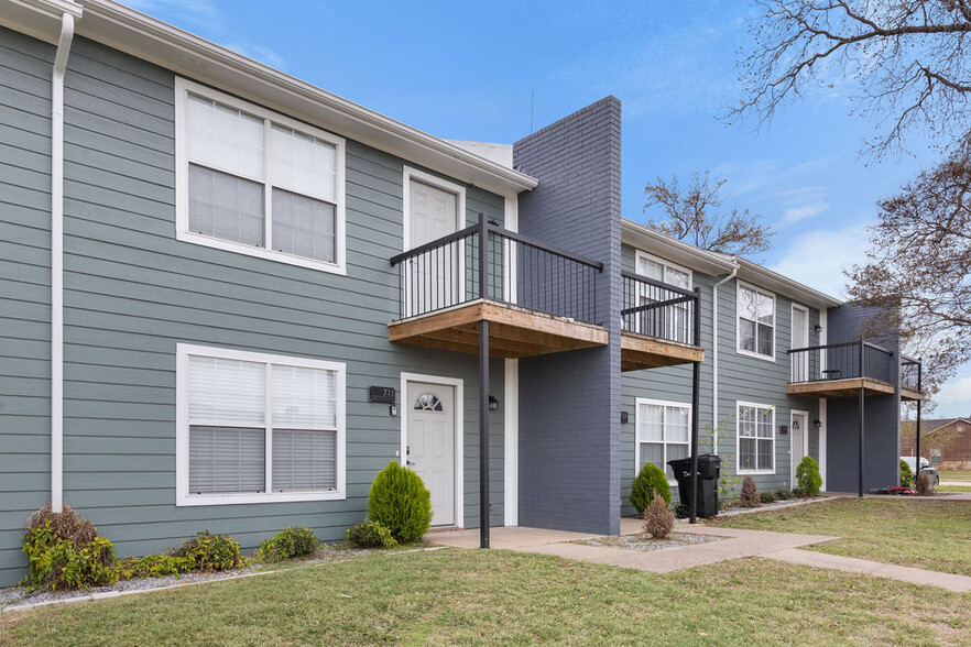 705-715 W Crawford St, Denison, TX en venta - Foto del edificio - Imagen 3 de 14