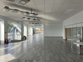 97 Portsmouth Rd, Cobham en alquiler Foto del interior- Imagen 2 de 2