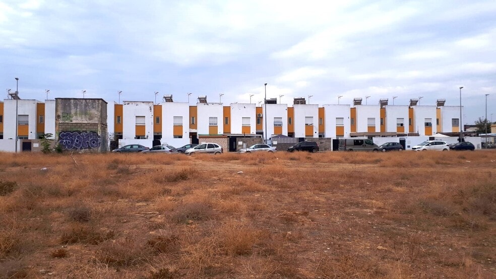 Terreno en Alcalá de Guadaíra en venta - Foto del edificio - Imagen 1 de 19