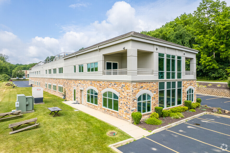 400 Lapp Rd, Malvern, PA en venta - Foto del edificio - Imagen 2 de 8