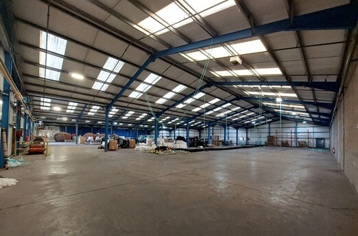 33 Ladeside Gdns, Kilbirnie en alquiler Foto del edificio- Imagen 1 de 1