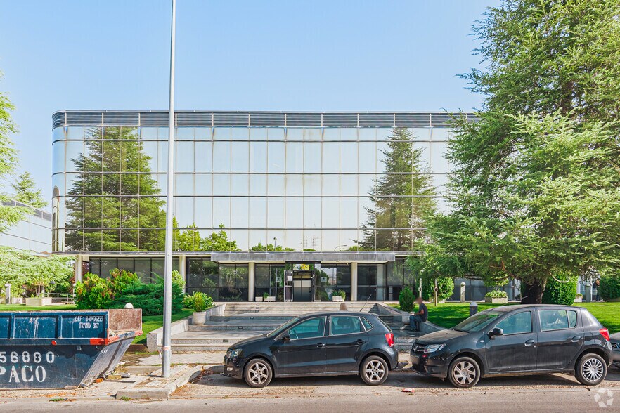 Oficina en Villaviciosa de Odón, Madrid en alquiler - Foto del edificio - Imagen 3 de 19