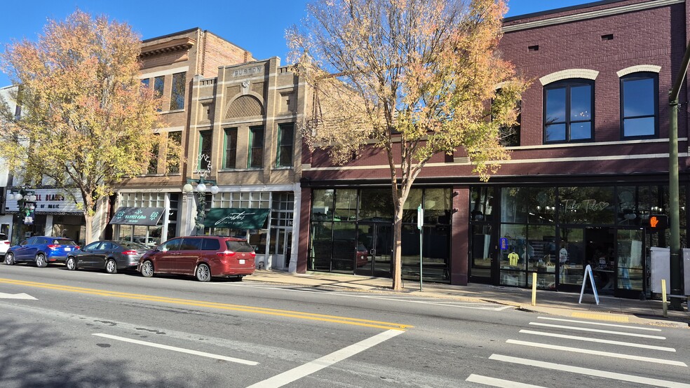 829 Central Ave, Hot Springs National Park, AR en alquiler - Foto del edificio - Imagen 2 de 5