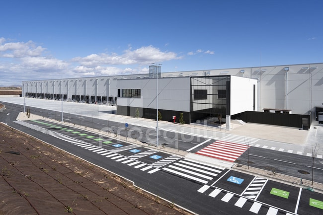 Más detalles de Calle Hispano Suiza 2 Suelo Parcela G-cli-2.3, Marchamalo - Nave en alquiler