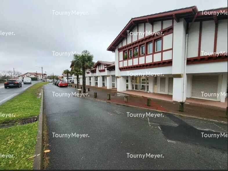 Local en Bidart en venta - Foto del edificio - Imagen 2 de 6