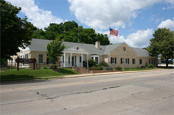 130 Delafield St, Waukesha, WI en venta - Foto del edificio - Imagen 1 de 1