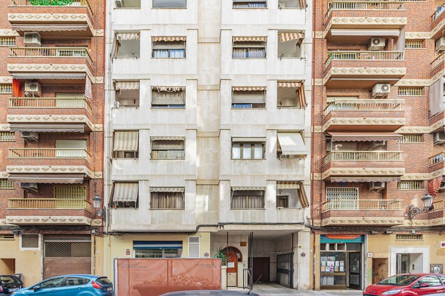 Más detalles de Carrer Manolo Taberner, 21, València - Edificio residencial​ en venta