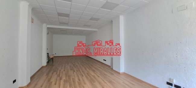 Más detalles de Local en alquiler