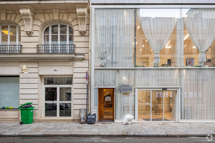 44 Rue Pasquier, Paris en alquiler - Foto del edificio - Imagen 2 de 4