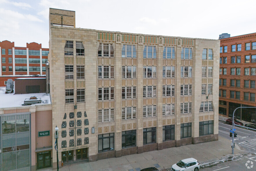 785 Main St, Buffalo, NY en venta - Foto del edificio - Imagen 3 de 5