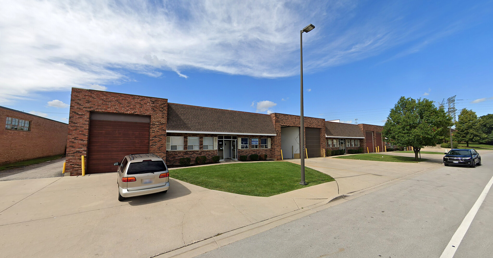 350-360 Lively Blvd, Elk Grove Village, IL en alquiler Foto del edificio- Imagen 1 de 1