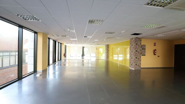 Más detalles de Oficina en alquiler