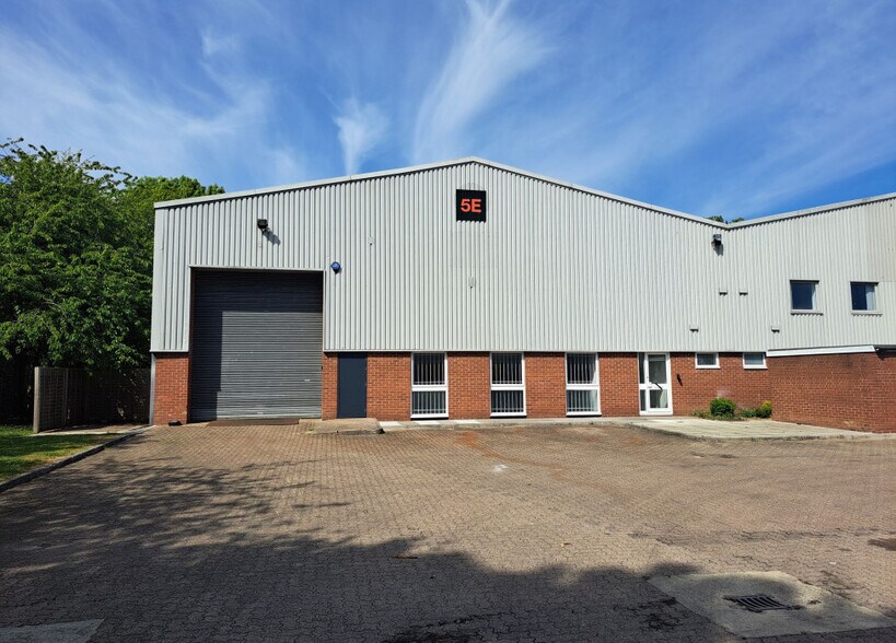 Alexandra Way, Ashchurch en alquiler - Foto del edificio - Imagen 3 de 4