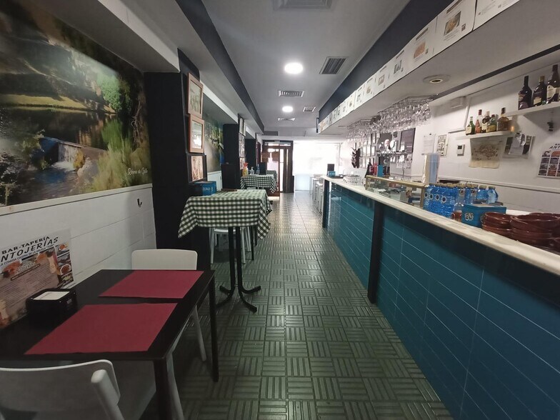 Local en Cáceres, Cáceres en venta - Foto del edificio - Imagen 2 de 19