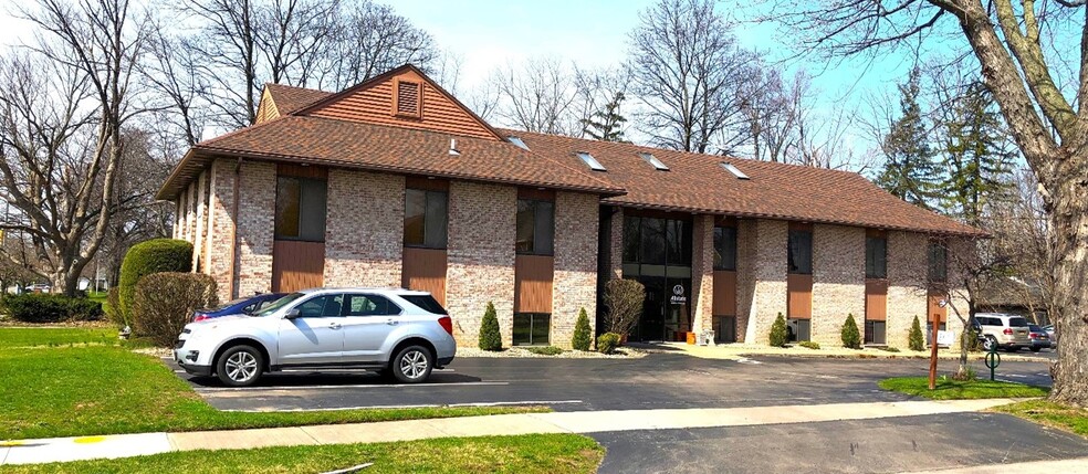 572 Titus Ave, Irondequoit, NY en alquiler - Foto del edificio - Imagen 1 de 12